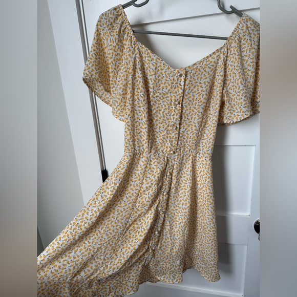 Sienna Sky Yellow Floral Button Front Dress size XS - Picture 2 of 5